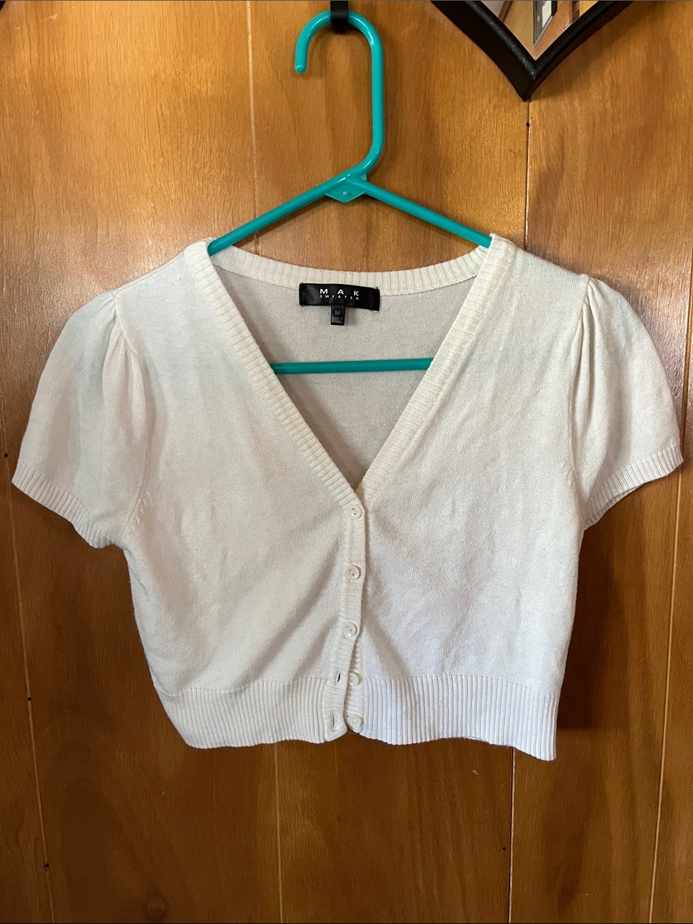 🤍 Short white womens sweater